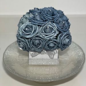 Beautiful Valentine’s Day Flower Box Bouquet